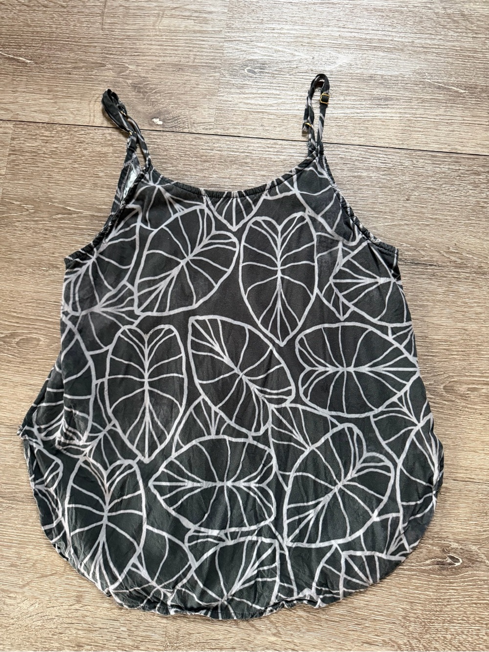 Kalokini Black and white Kalo Print Spaghetti Strap Tank Top size M/L no tag